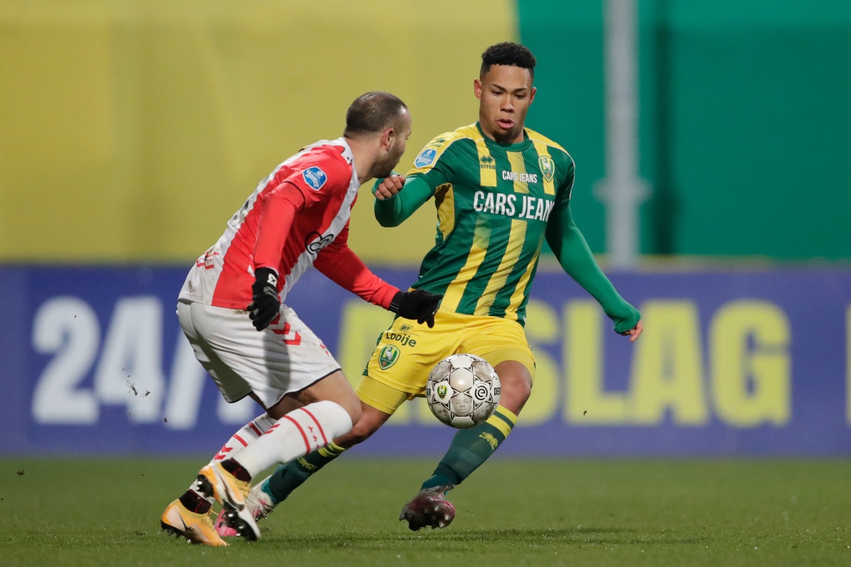 由于穆德里 由于穆德里